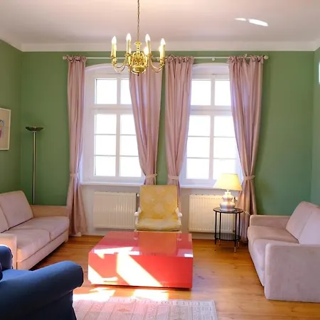 Hofensemble Nahe Berlin
