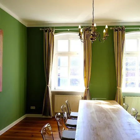 Lägenhet Hofensemble Nahe Berlin *