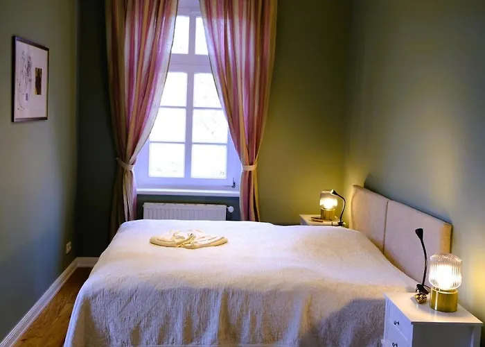 Apartment Hofensemble Nahe Berlin *